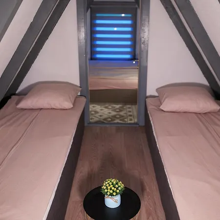 Nyaraló Vikendica Dormino *